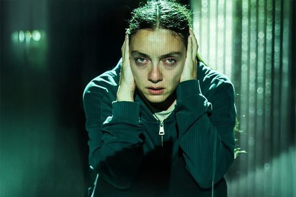 Merve Dizdar İnsanlar, Mekanlar, Nesneler Oyununda Emma Karakteri Performansı