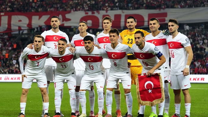 Montella Herkesin Merak Ettiği Soruyu Cevapladı! Meğer Sebebi Buymuş (2)