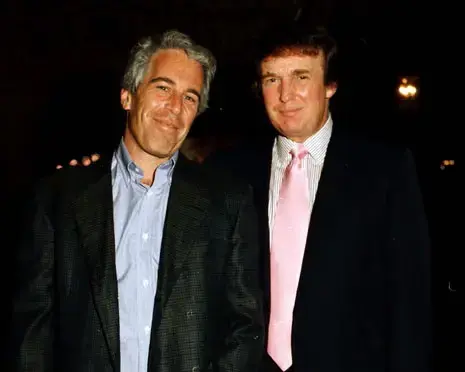 Nereye El Atsan Sapkınlıkları Fışkırıyor! Demokratlar Yeni E Postalar Yayımladı Epstein'a Göre Trump, 'Kurbanlarından Biriyle Saatler Geçirdi' (1)