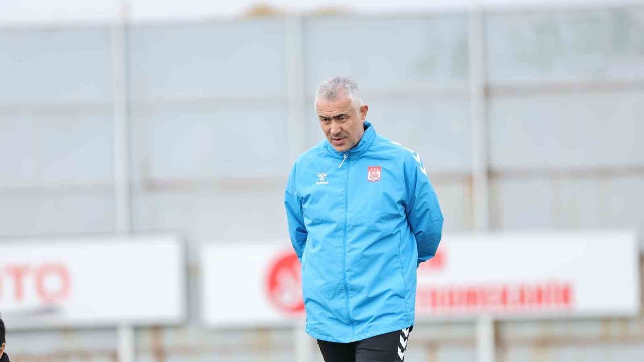 Sivasspor, Esenler Erokspor Maçının Hazırlıklarını Sürdürdü (1)