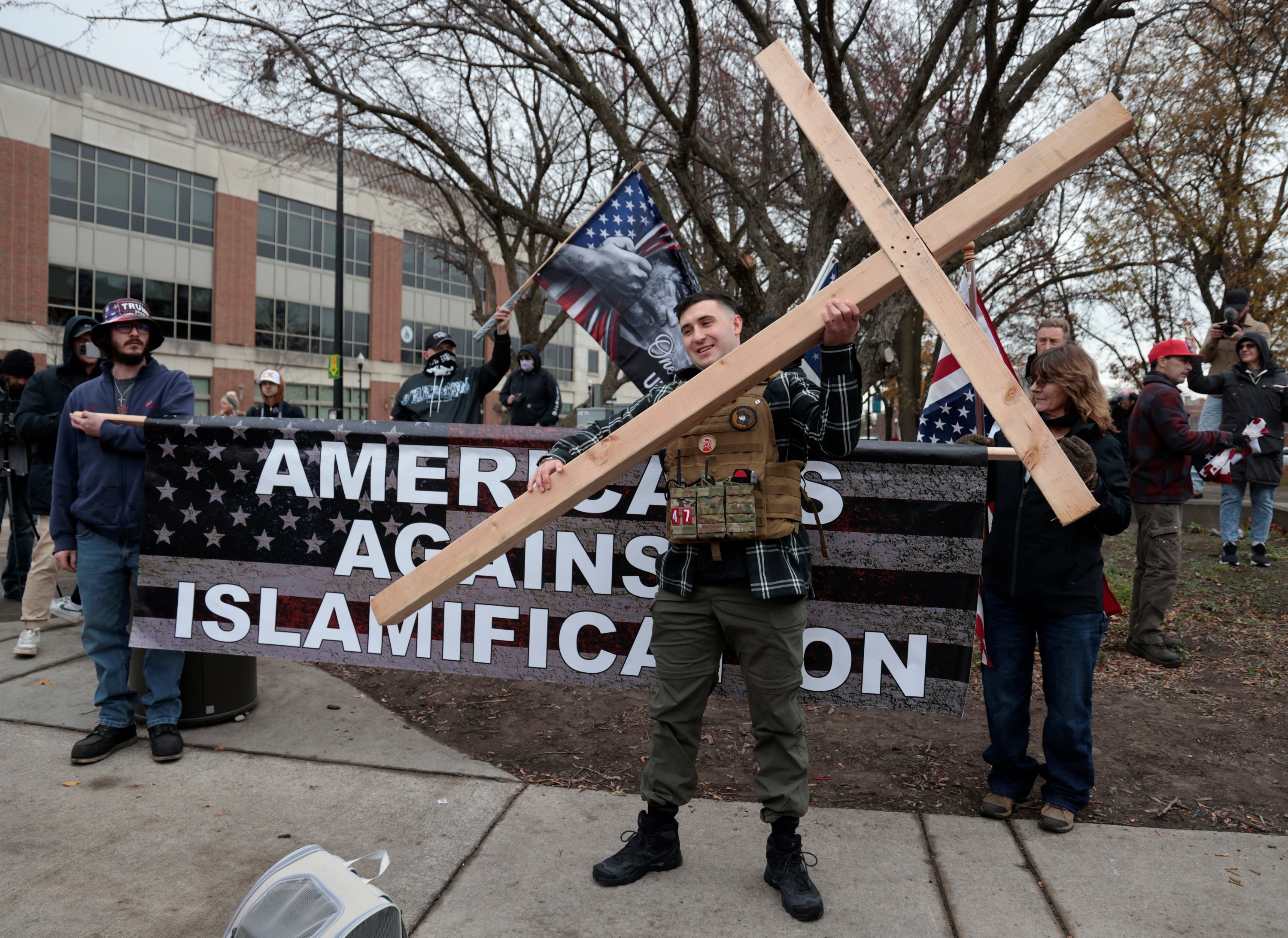 Siyonistlerin İslam Karşıtı Gösterisi Hüsranla Bitti “Kandırıldık, Özür Dileriz!” (2)
