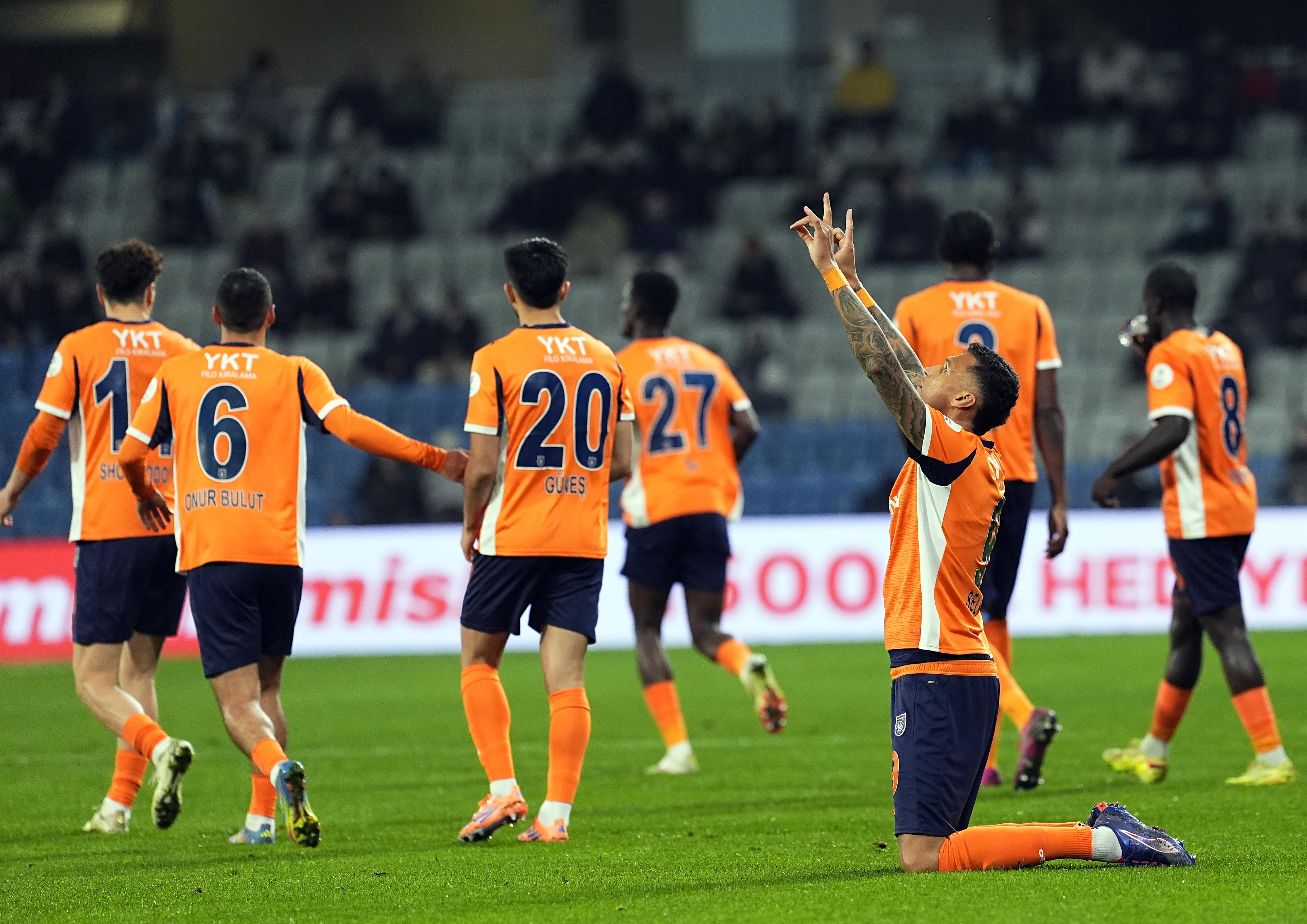 Trabzonspor Fırtına Gibi Maçta Kazandı! 7 Gollü Maç Nefes Kesti (6)