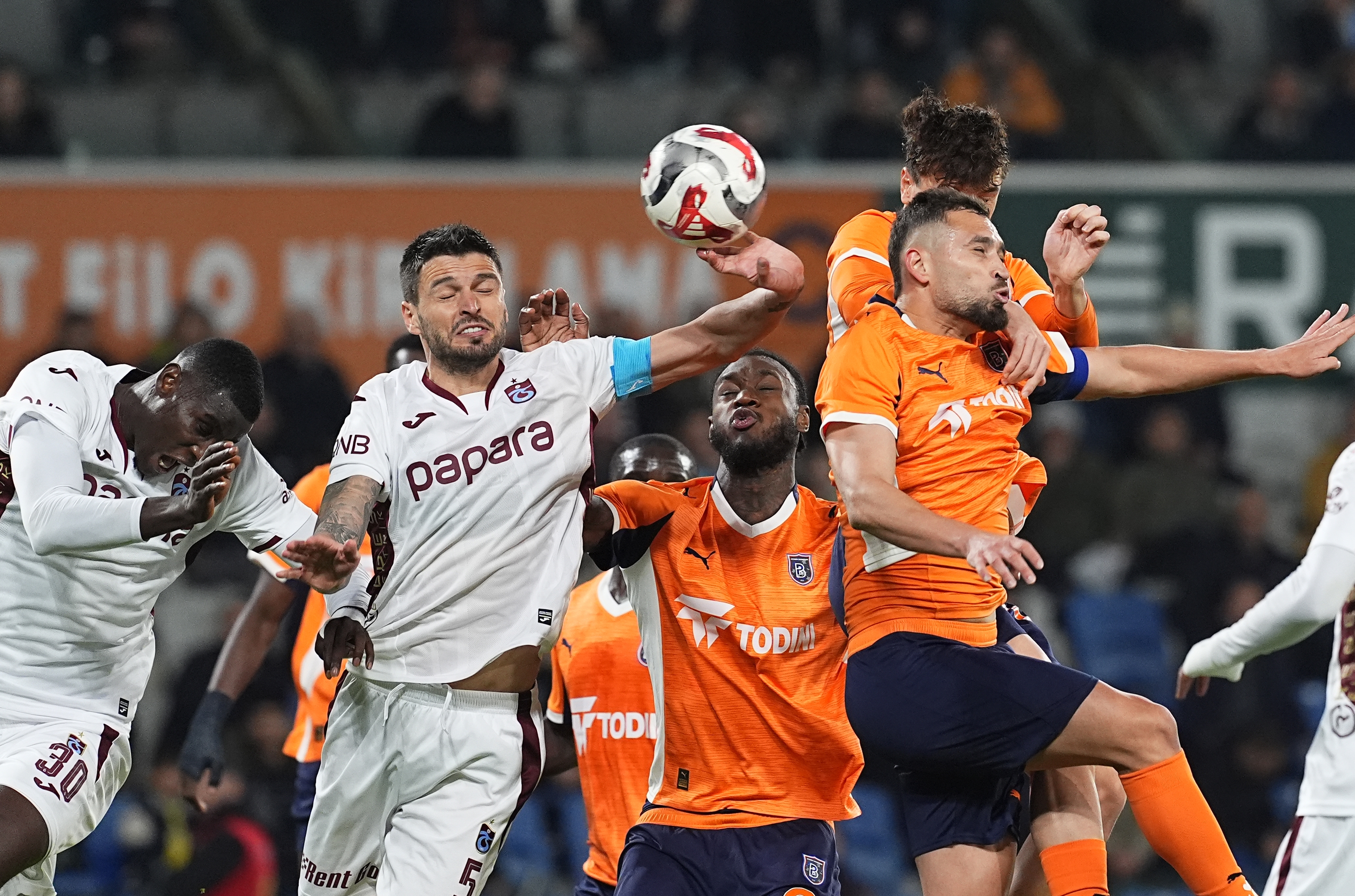 Trabzonspor Fırtına Gibi Maçta Kazandı! 7 Gollü Maç Nefes Kesti (7)