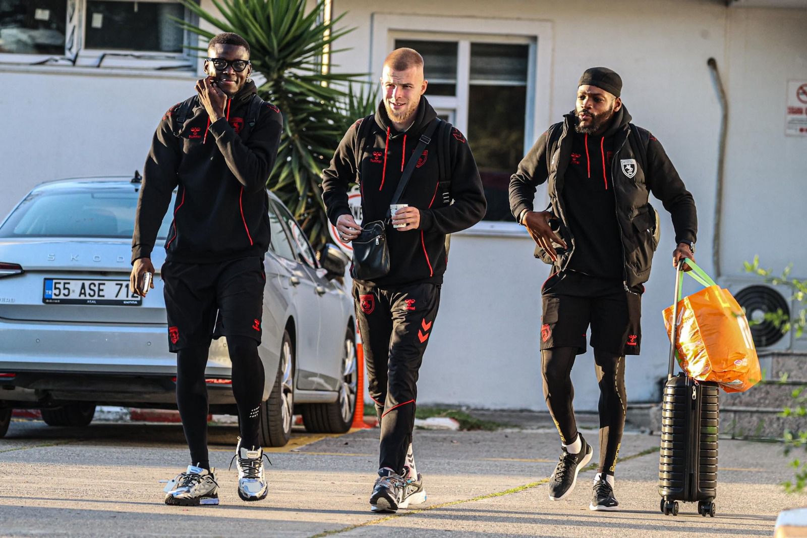 A A 20251204 39891663 39891661 S A M S U N S P O R G A L A T A S A R A Y M A C I N A H A Z I R