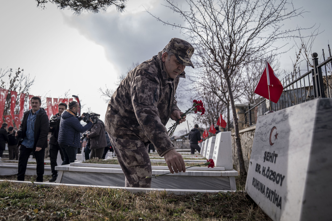 A A 20251209 39931741 39931734 E R Z U R U M D A 59 Y I L O N C E Y A N G I N D A S E H I T O L A N 65 A S K E R M E Z A R L A R I B A S I N D A A N I L D I