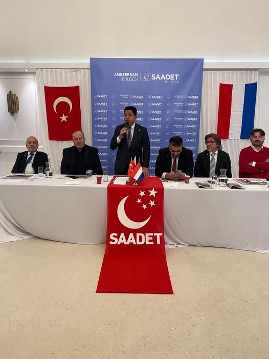 Amsterdam’da Millî Görüş Coşkusu