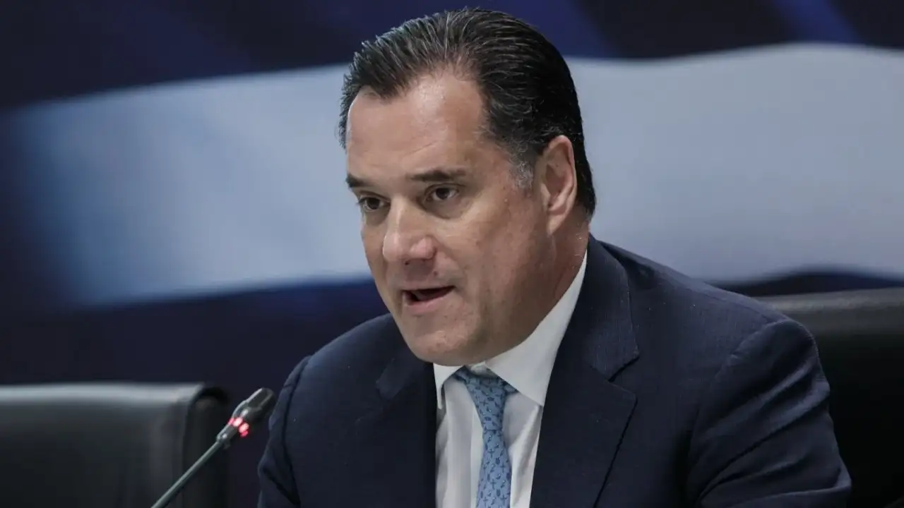 Atina’da Vicdanlar Askıya Alındı Yunan Bakanlardan Siyonist Rejime Açık Çek!