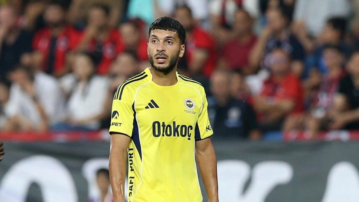 Fenerbahçe Yerine Ezeli Rakip Galatasaray'a Göndermiş Olması, Sarı Lacivertli Taraftarlar Tarafından Unutulmadı (2)-1