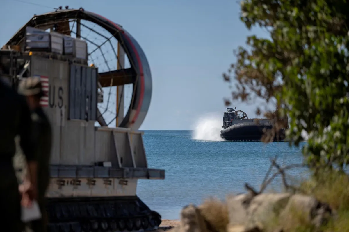 Hedef Kara Harekâtı Mı Abd'den Venezuela Sınırına Dev Askeri Yığınak!S (2)