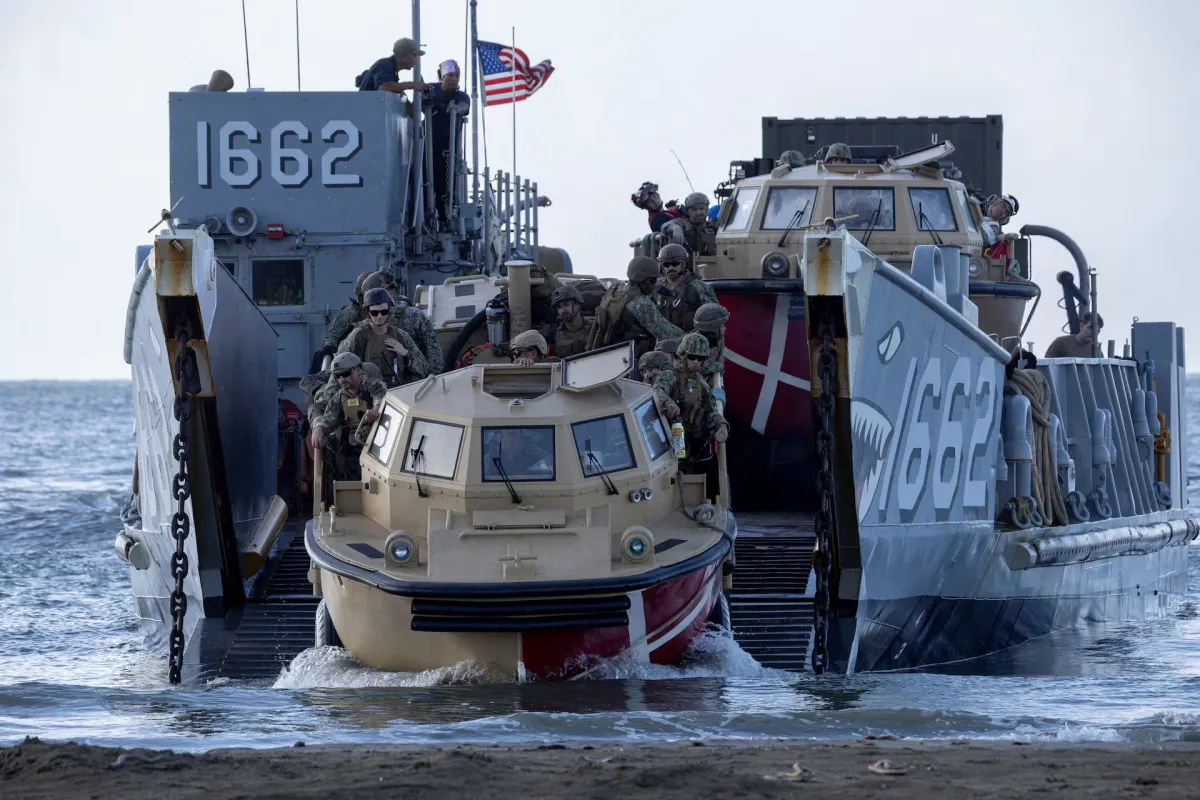 Hedef Kara Harekâtı Mı Abd'den Venezuela Sınırına Dev Askeri Yığınak!V