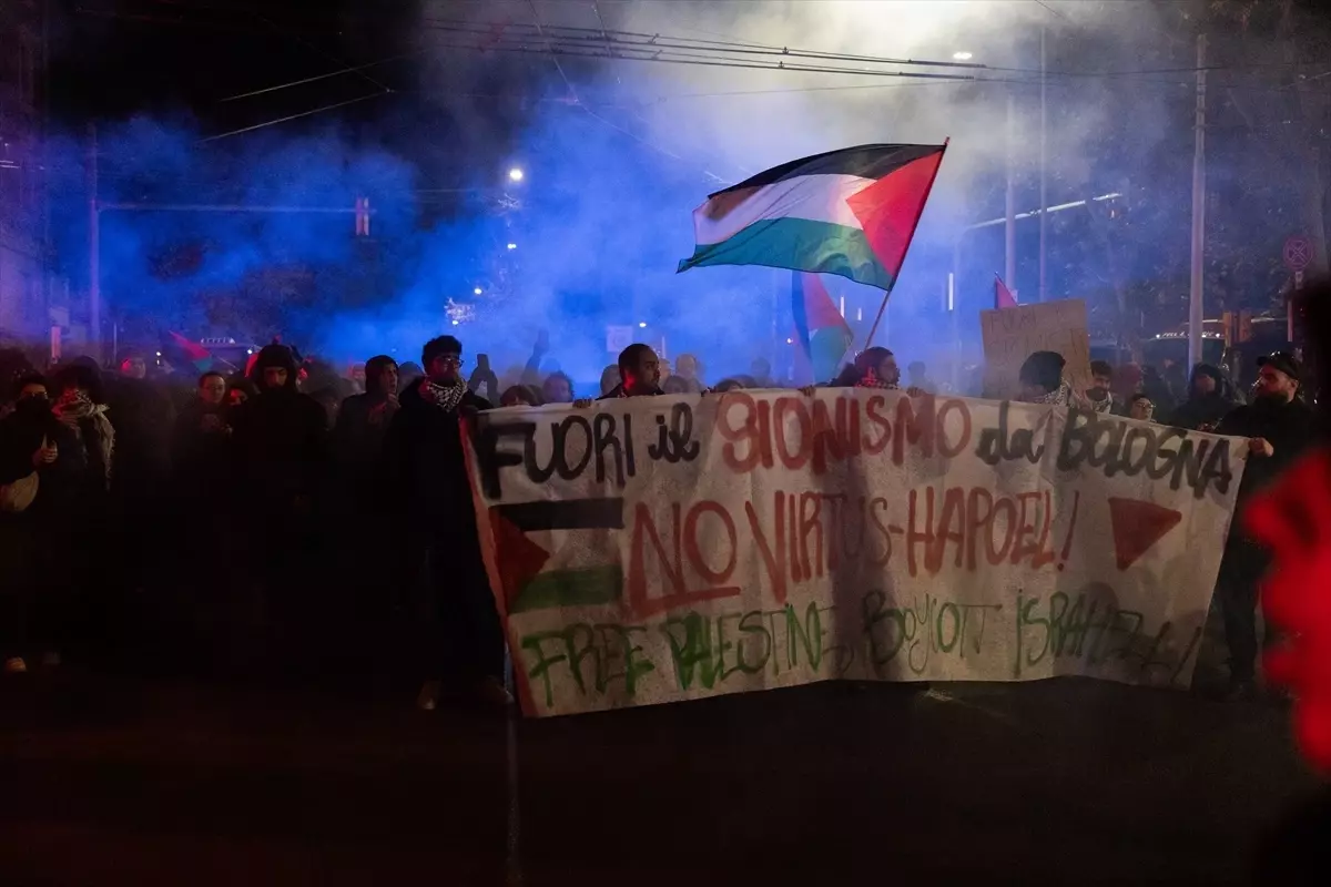 İtalya’da Anlamlı Yürüyüş Filistin'deki Soykırımı Durdurun (3)