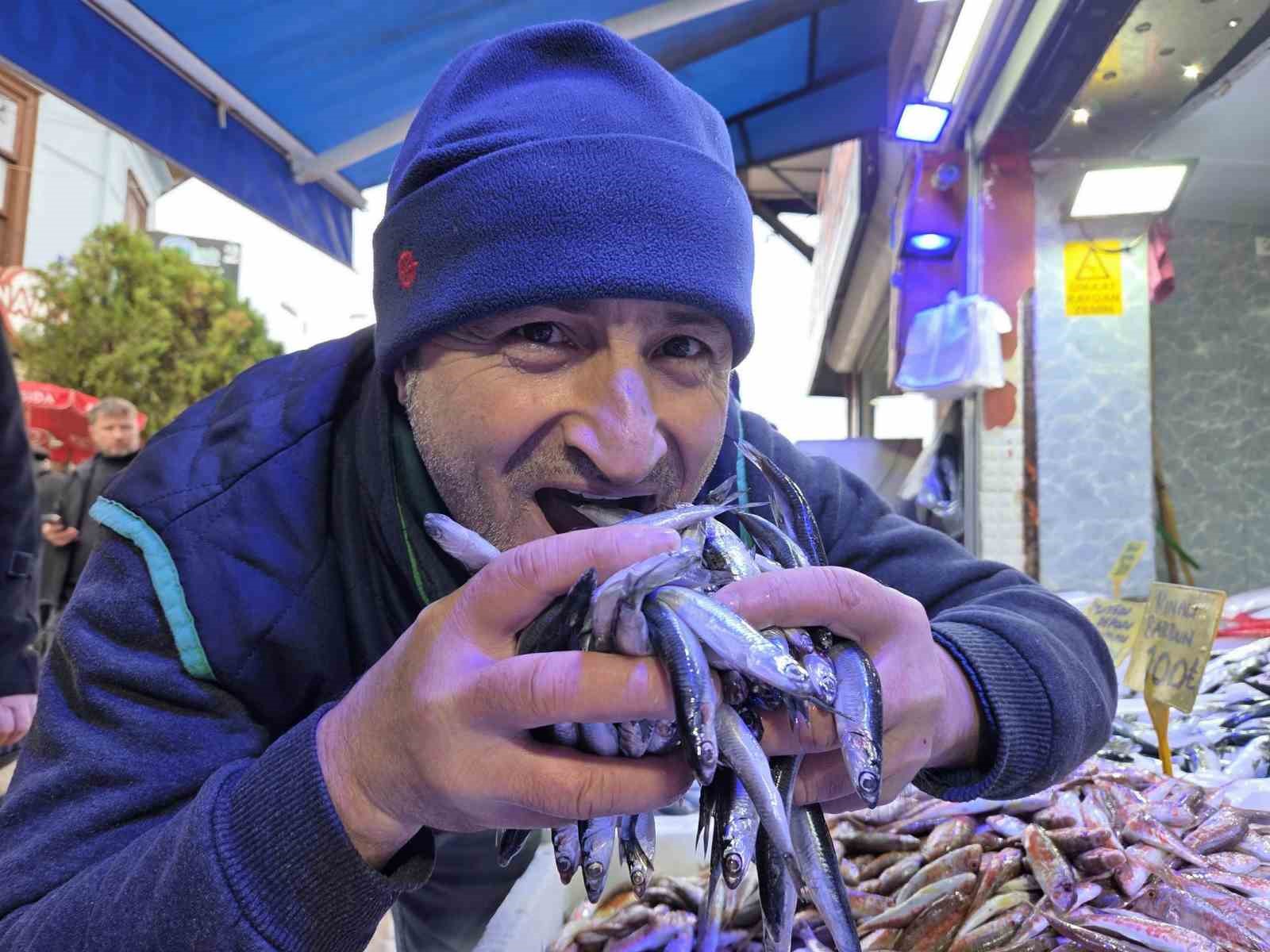 Karadeniz'in Favorisi Hamsi Fiyatı Üç Katına Çıktı!G-1