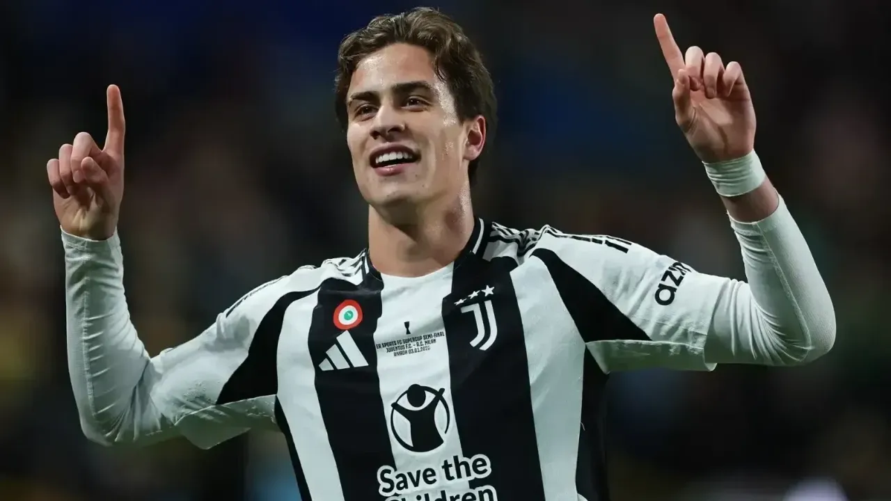 Kenan Yıldız Bir Ödül Daha Aldı Juventus'u Sallamaya Devam Ediyor (3)