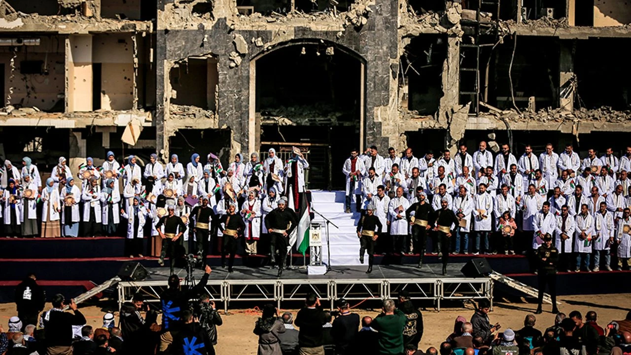 Kur’an’ın Nuru Karanlığı Deldi Gazze’nin Enkazları Arasında 500 Hafız Icazet Aldı!S-1