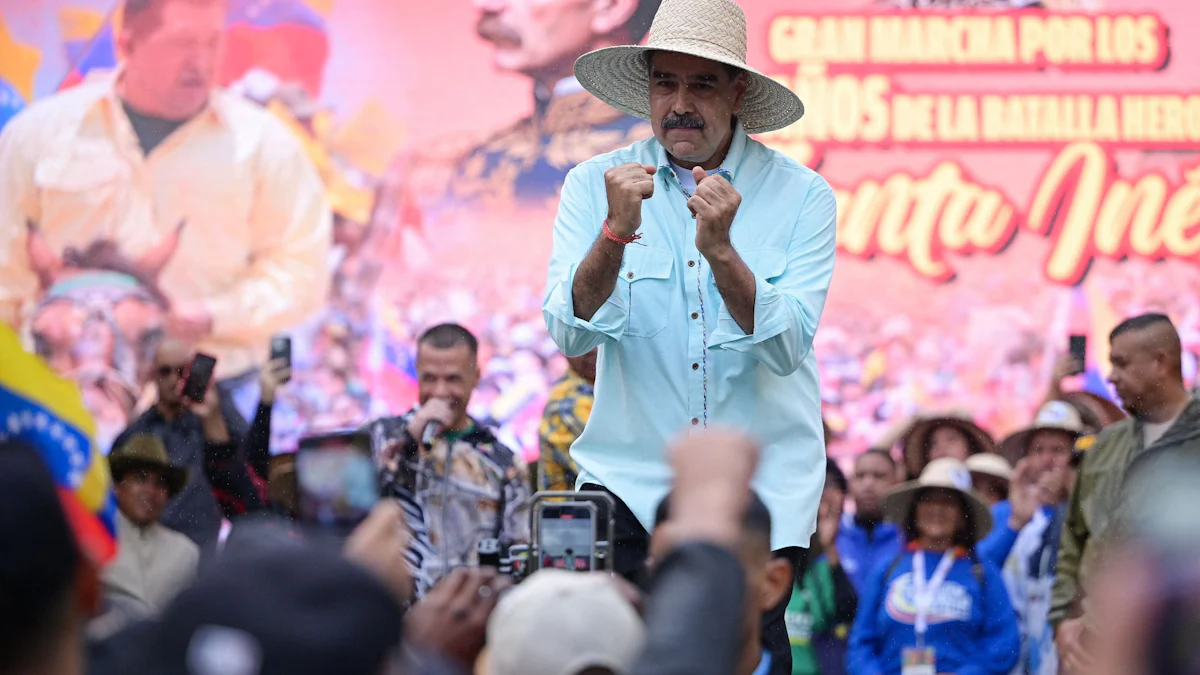 Maduro’dan Abd’ye Çifte Mesaj Önce Kılıçları Çekti Sonra Dans Etti! (2)