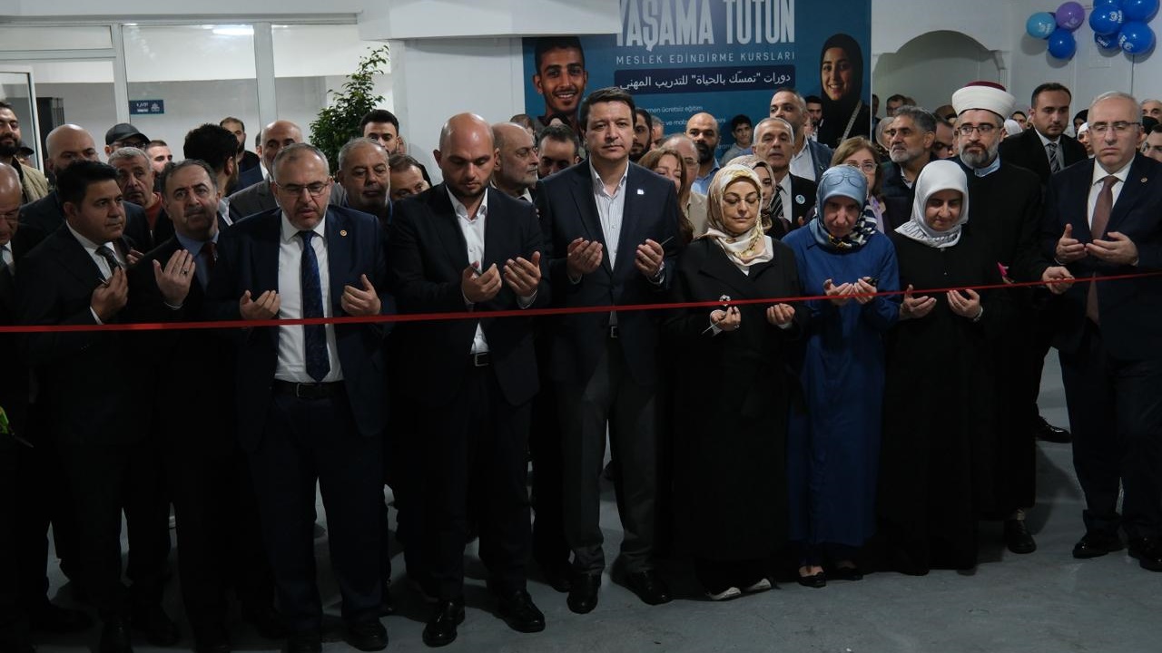 Mahmut Arıkan’dan Lübnan’daki Filistin Kamplarına Anlamlı Ziyaret 3