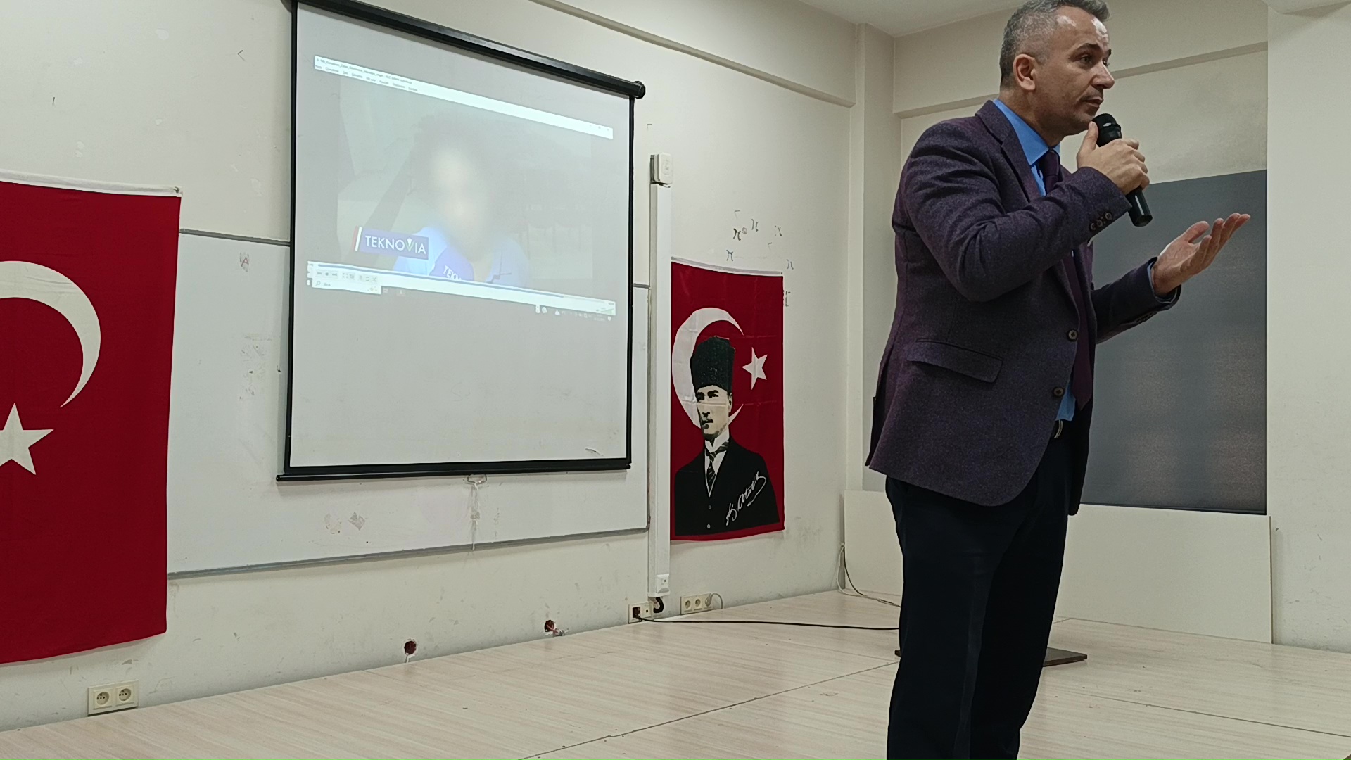 Mudurnu’da Teknoşenlik Dijital Farkındalık Seferberliği Ile Ahi Evran Değerleri Dijital Dünyaya Taşındı!Z