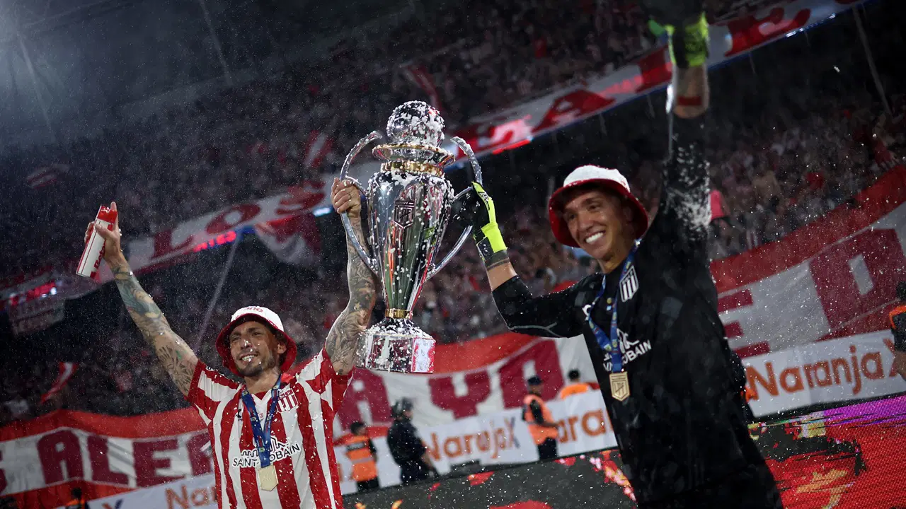 Muslera Arjantin'de Aynı Şeyi Yaptı! Galatasaraylılar Tekrar Tekrar Izliyor (4)