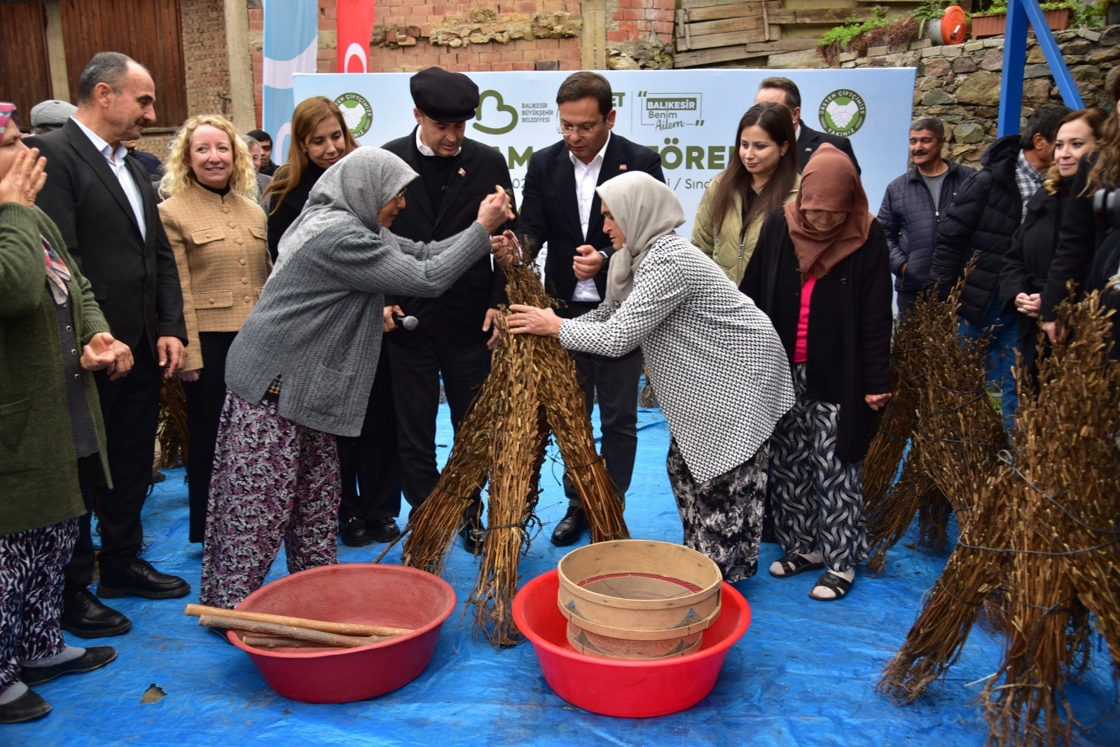 Sındırgı'da Susamın 2025 Fiyatı Belli Oldu Başkan Akın Açıkladı!Z-1