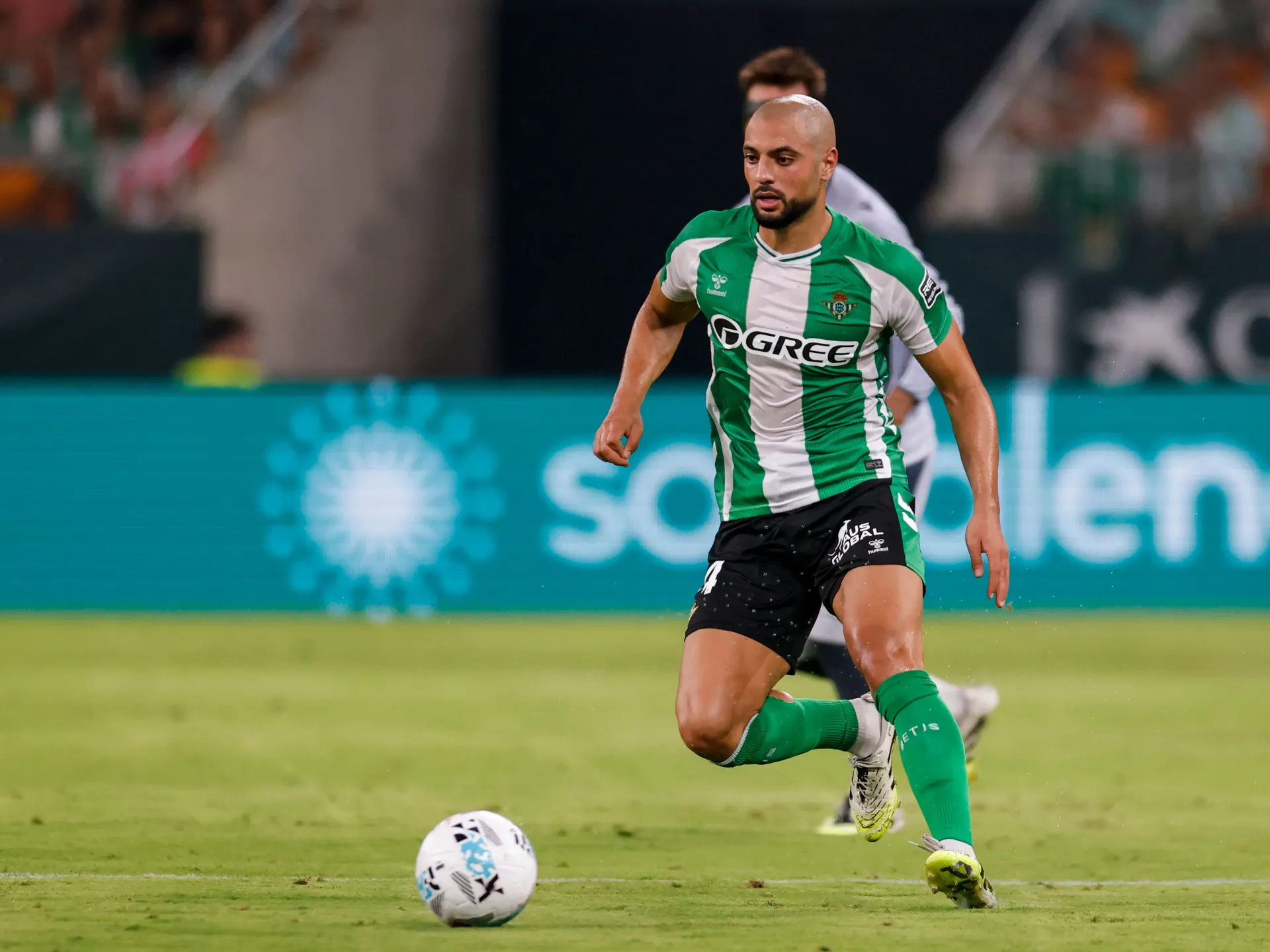 Sofyan Amrabat Real Betis Runs 1025150058
