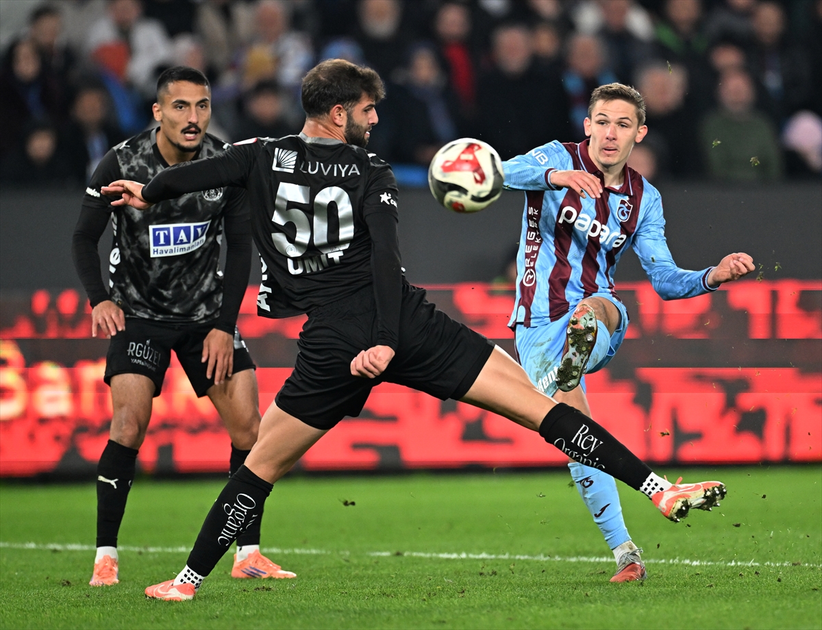 Trabzonspor Kendi Evinde Yıkıldı! Kupa'ya Mağlubiyetle Başladı (3)