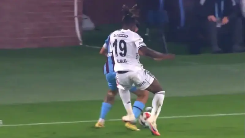 Var Kayıtları Açıklandı Derbideki O Detay Tepki Topluyor (5)