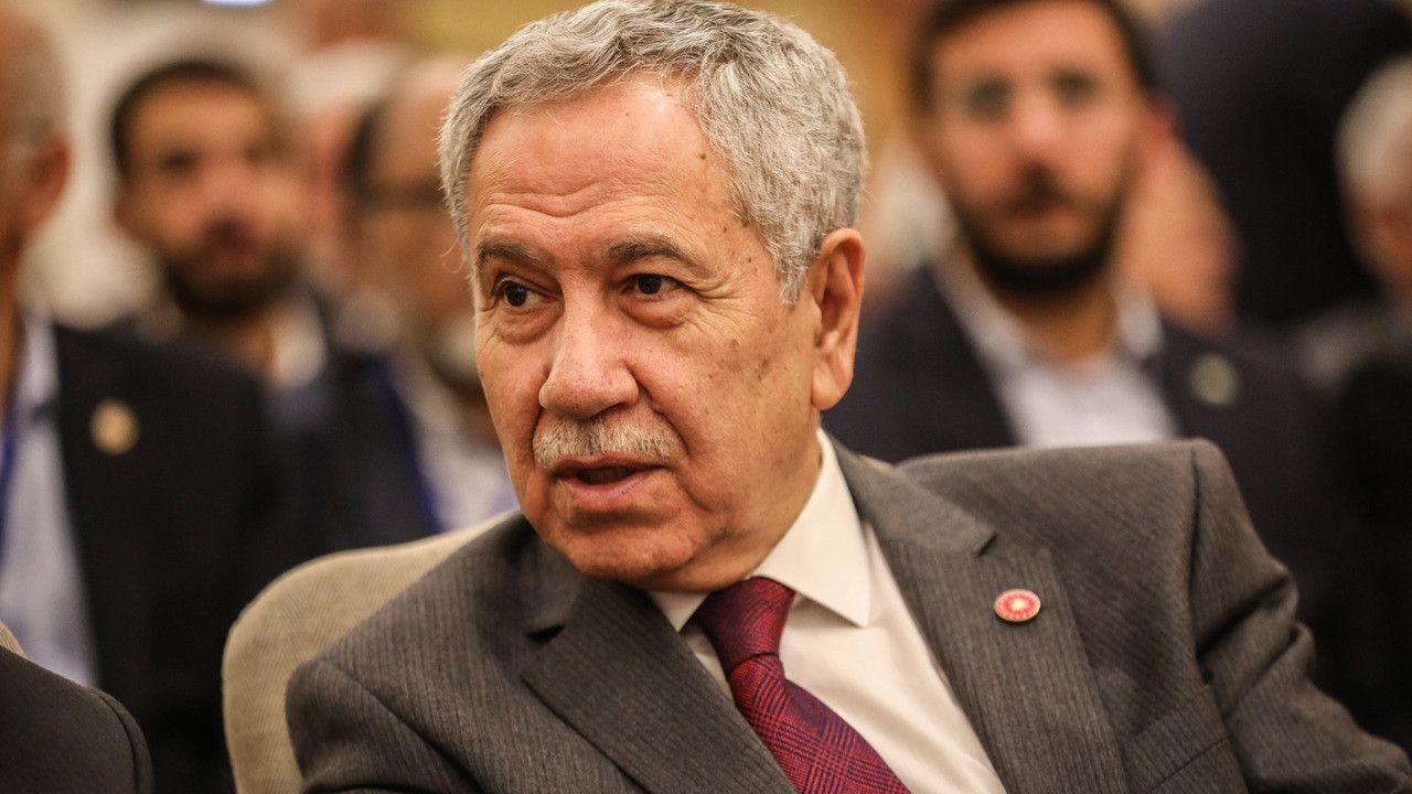 Bülent Arınç'tan İsmail Saymaz açıklaması: 'Bu durum beni üzüyor ve utandırıyor'
