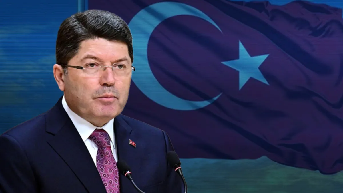 Bayrak Provokasyonunda 14 Gözaltı Bakan Tunç Açıkladı (2)-1