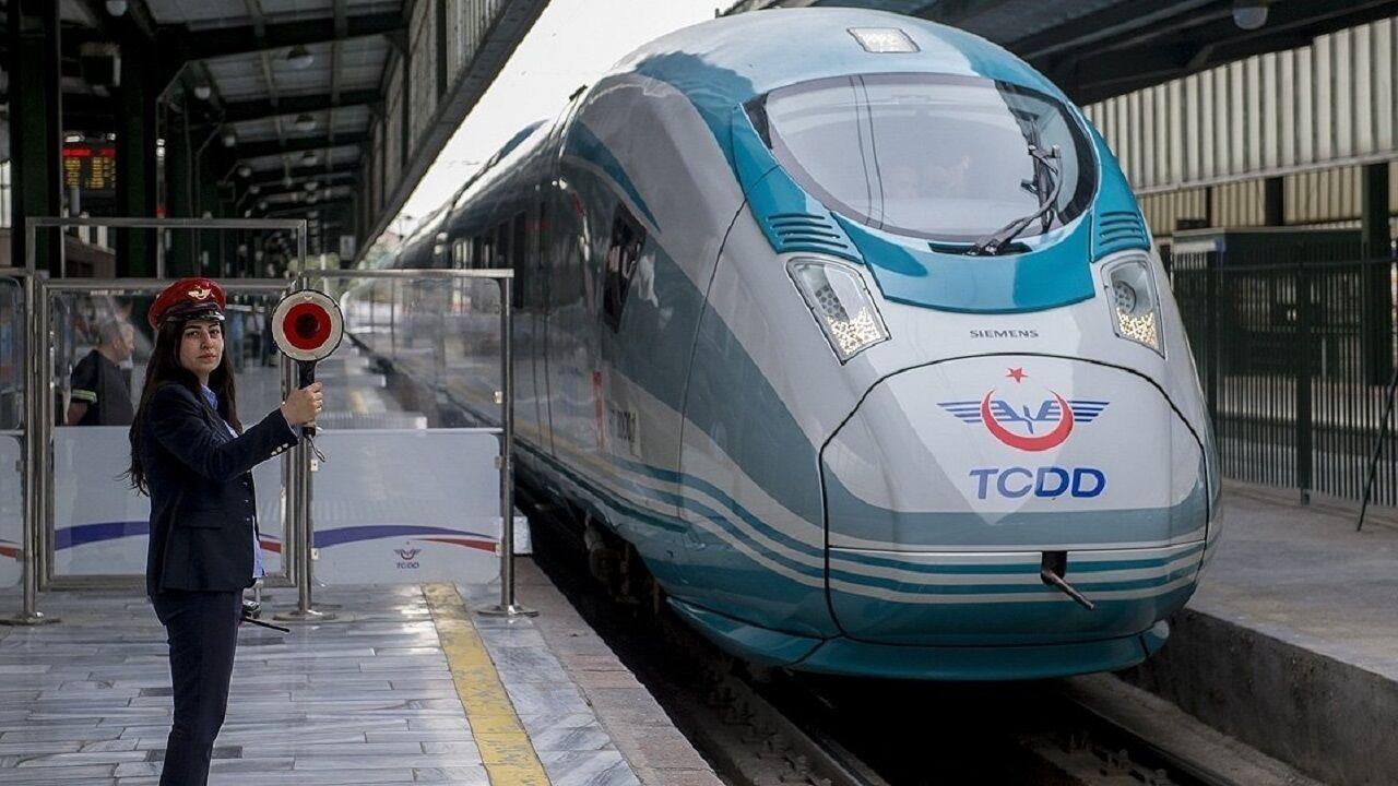 Devlet Düğmeye Bastı: Bu Bölge Için Hızlı Tren Geliyor!