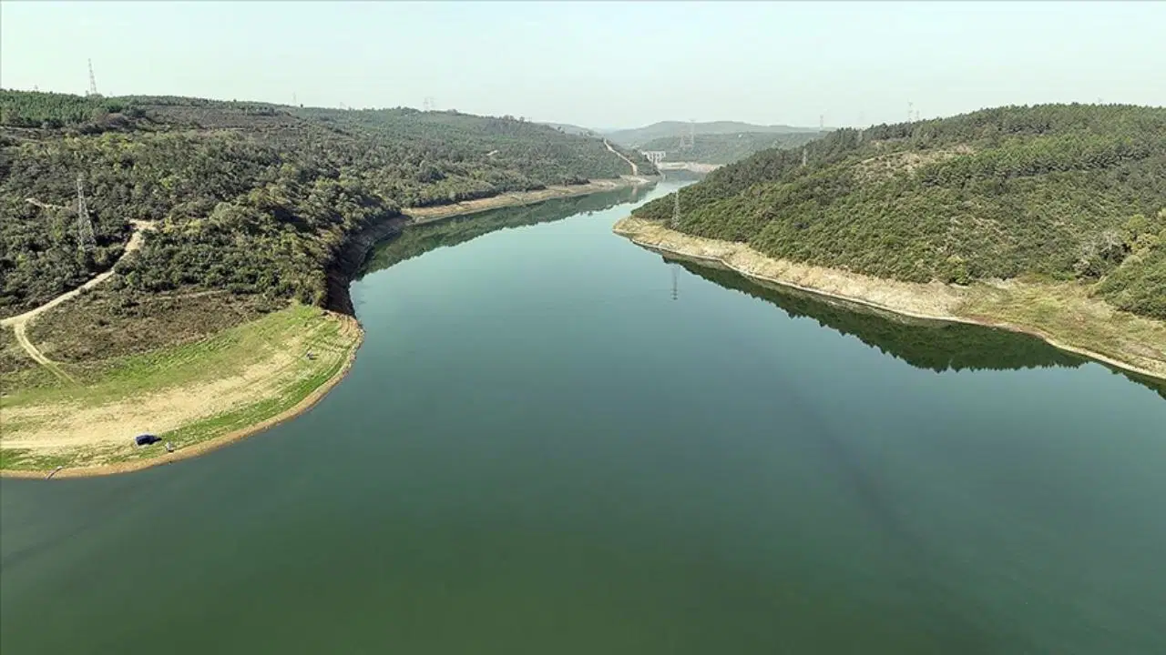 İstanbul'a Rahmet Yağdı! Şükürler Olsun Barajlarda Kötü Gidişat Tersine Döndü! (2)-1