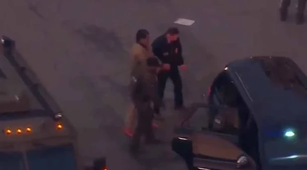 Maduro Kelepçeyle Mahkemeye Götürülüyor! İşte Dikkat Çeken O Görüntüler (4)