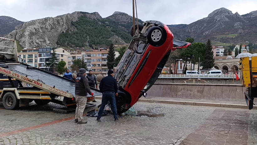 Amasya'da Anne Ve Kızı Yeşilırmak'a Uçtu! (1)