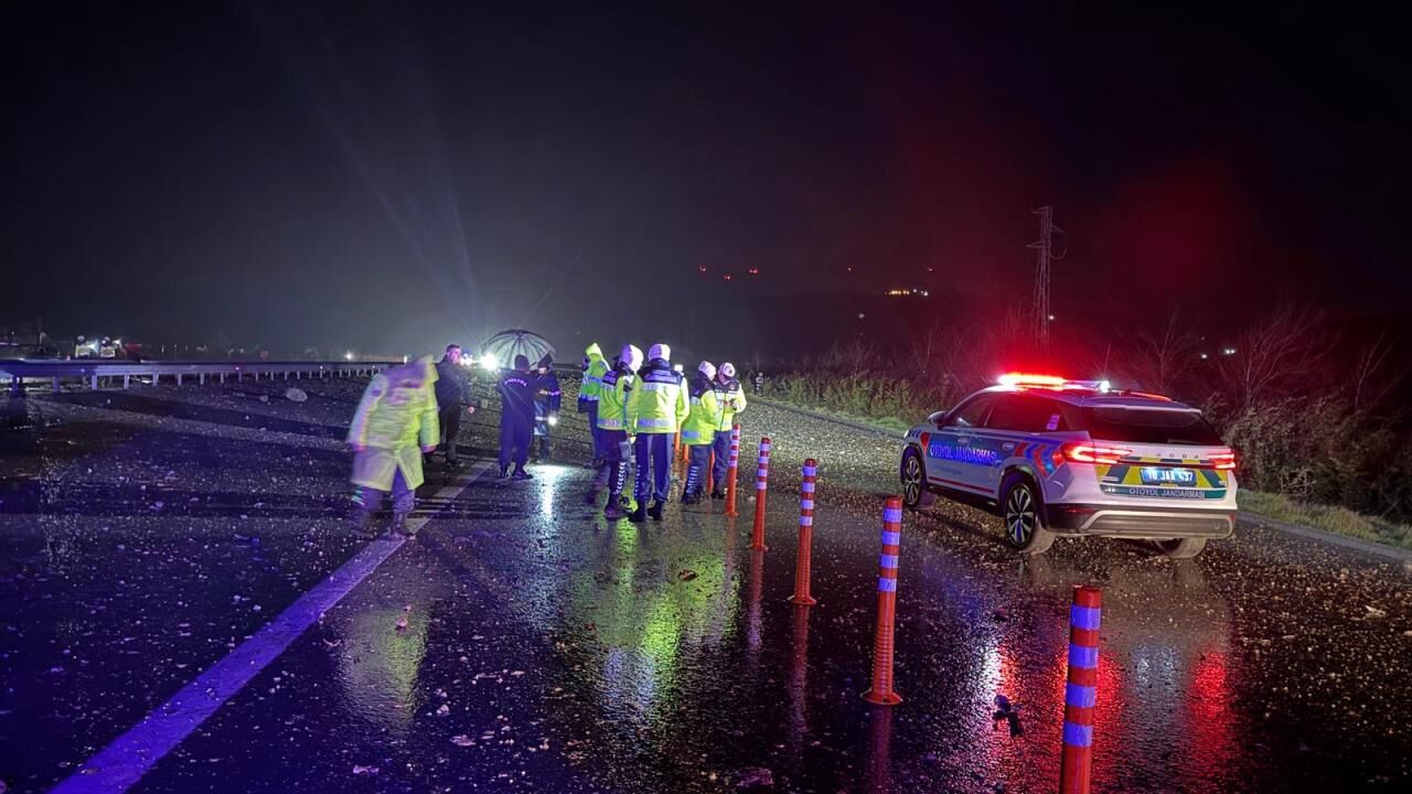 Balıkesir’de Kahreden Haber F 16 Düştü, 1 Pilot Şehit Oldu!-4