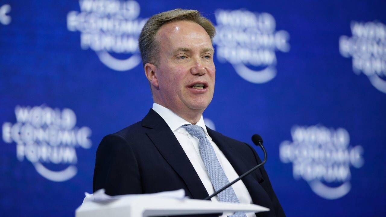 Epstein Belgeleri Dunya Ekonomik Forumu Baskani Brende Istifa Etti