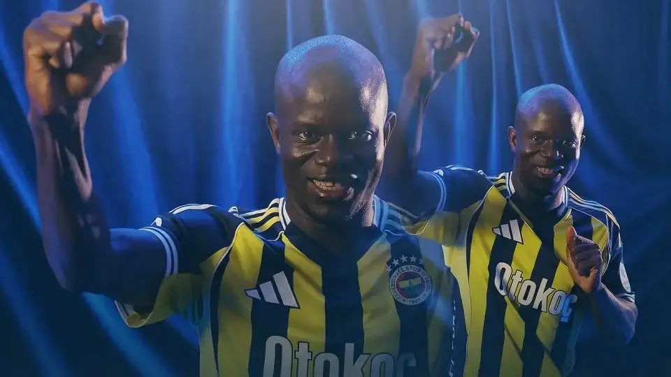 Kante'nin 'Hatun Anne'sinden Açıklama! Namazlı, Abdestli, Mütevazi Bir Çocuk (14)