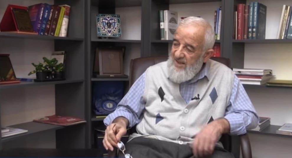 Mühendis Tevfik Kılınç, Mühendis Necmettin Erbakan'ı Milli Gazete'ye Anlattı Erbakan Hoca Dışa Bağımlılığı Bitirmek Için Fabrika Yapan Fabrikalar Kurdu! (9)