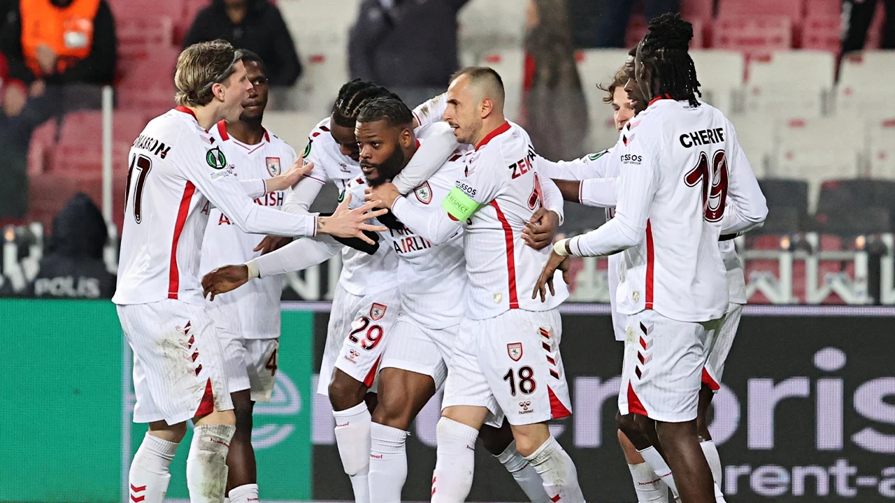 Samsunspor Ikinci Yarida Acildi Shkendijayi 4 Golle Gecerek Son 16Ya Kaldi Vegx