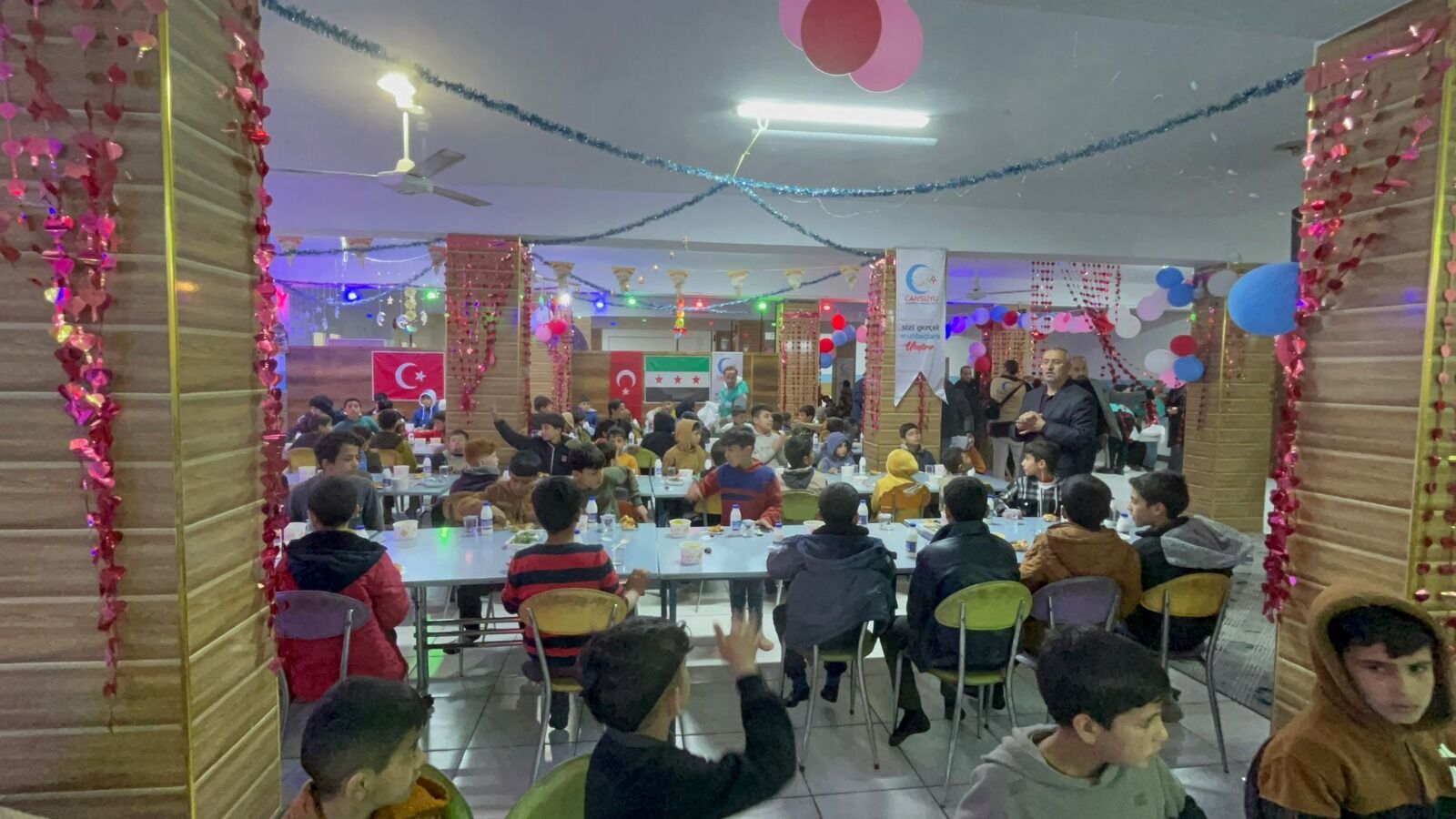 Cansuyu’ndan Afşin'de Anlamlı Iftar Yetim Çocuklar Ramazan Sofrasında Buluştu!