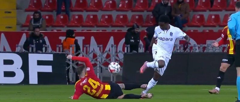 Kayserispor Trabzonspor Maçı Kaç Kaç Bitti 4 Gol 1 Kırmızı Kart 09