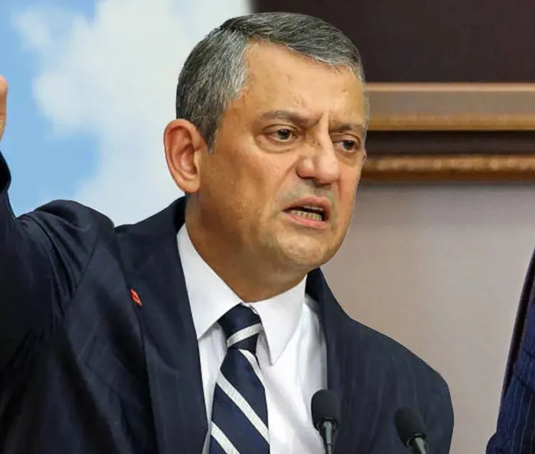 Ozgur Ozelden Akin Gurlek Acikla