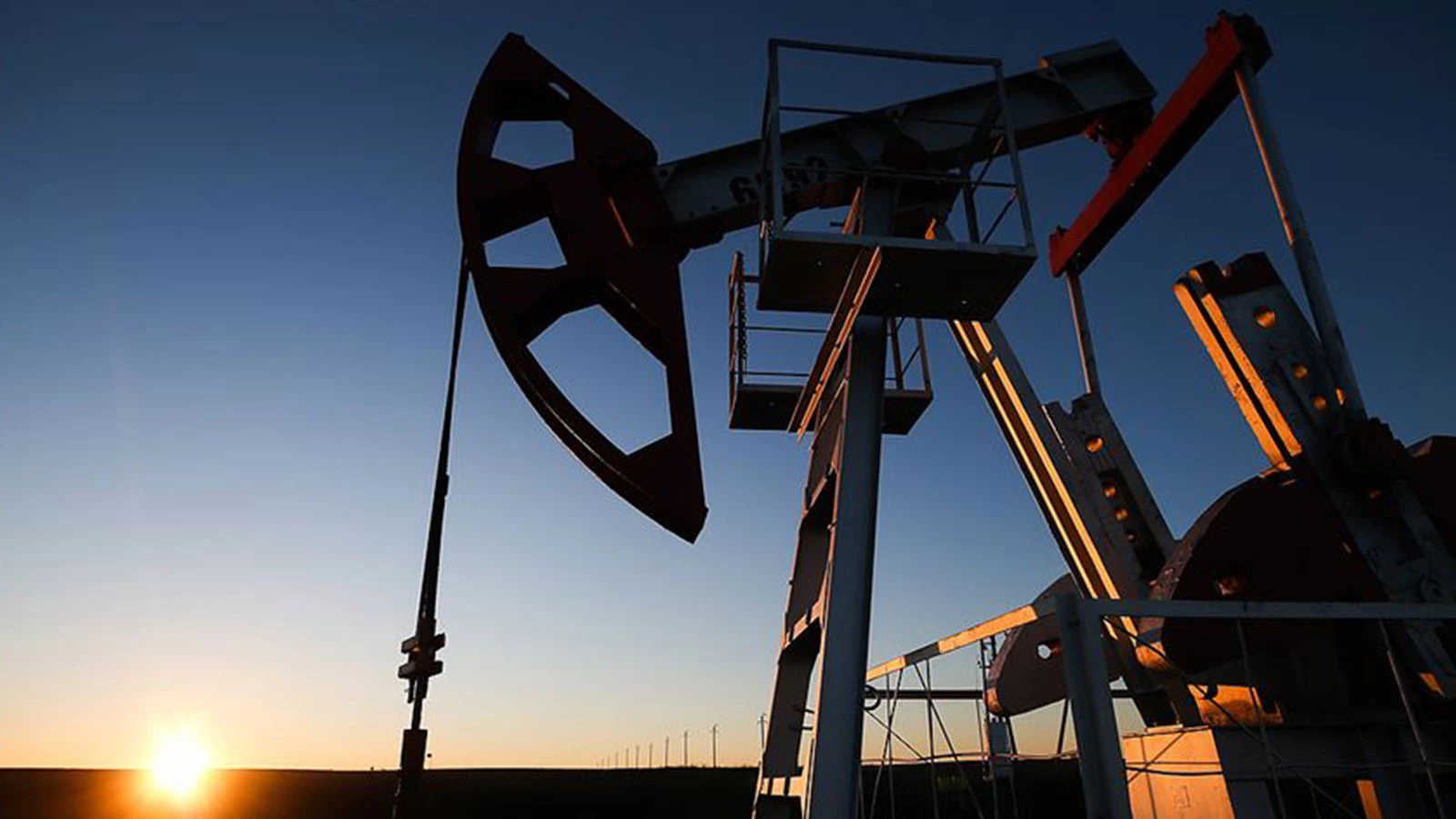 Petrol Fiyatinda Dusus Ydcs