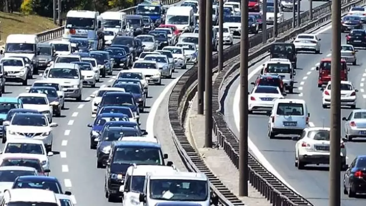 Tatilde Yola Çıkacaklar Dikkat! Bunu Mutlaka Yapın (2)