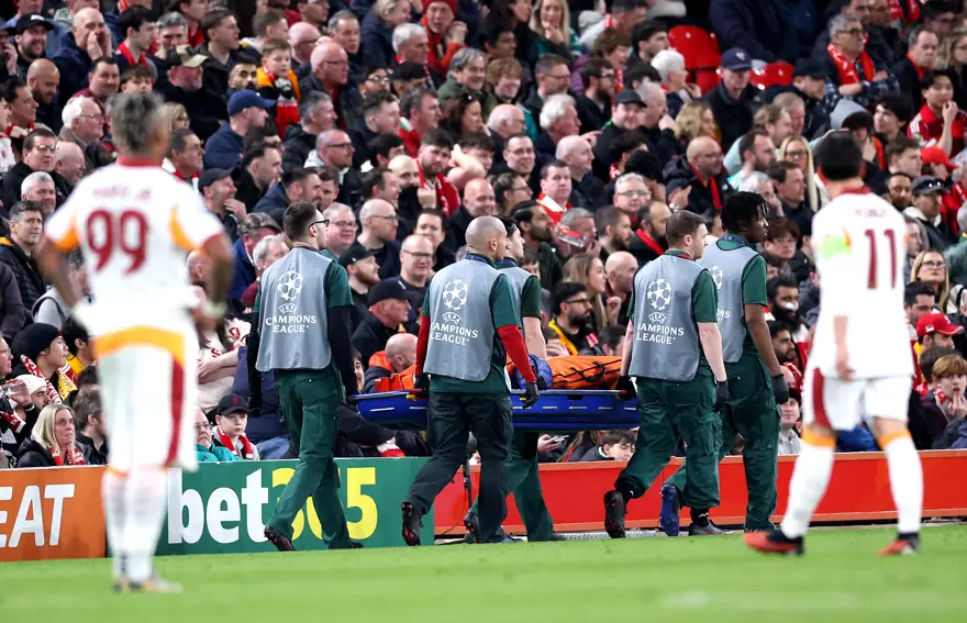 Uefa Liverpool'a Soruşturma Başlattı Noa Lang'ın Parmağı Kesilmişti (1)