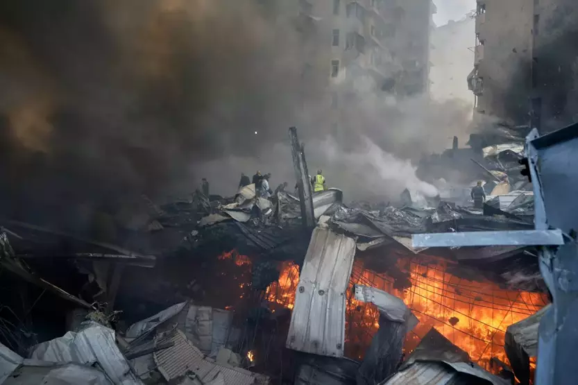 Ateşkes Dinlemeyen İsrail Lübnan'da Soykırıma Devam Etti 10 Dakikada 100 Bomba! (12)