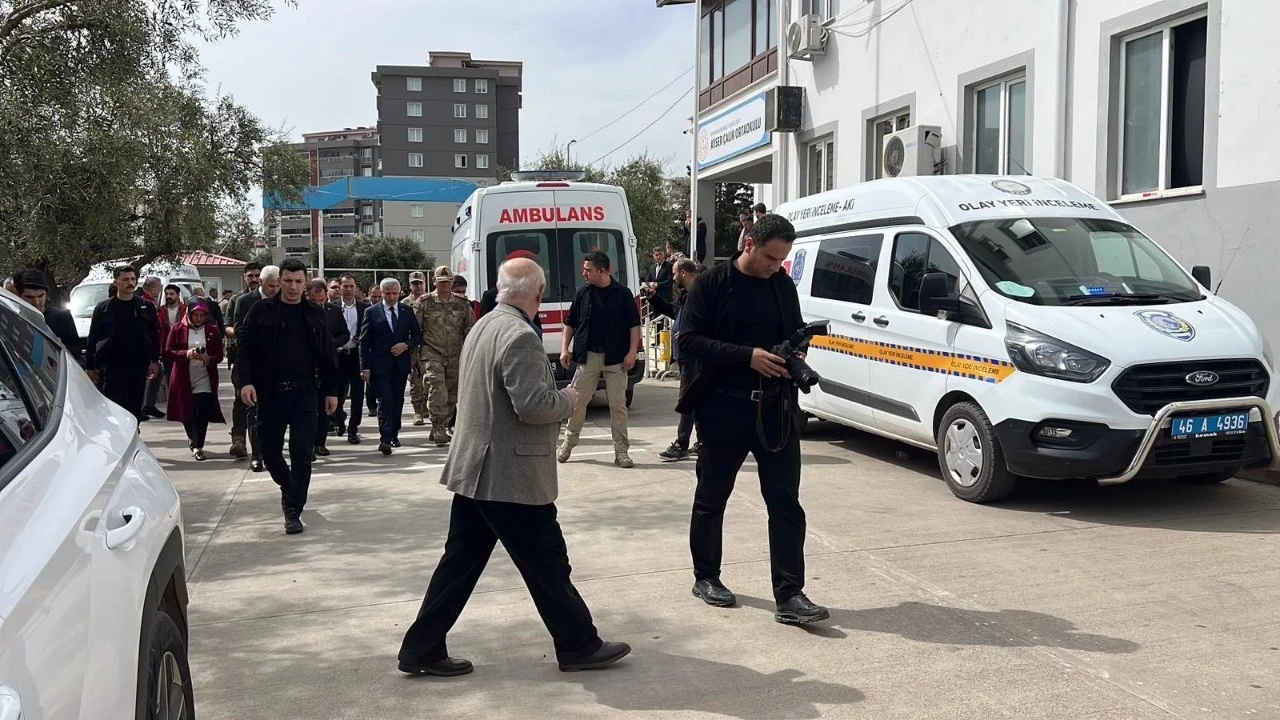 Aw684193 06 U3Ic Cover