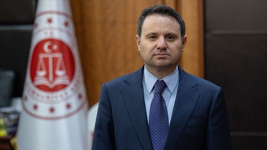 Bakan Gürlek