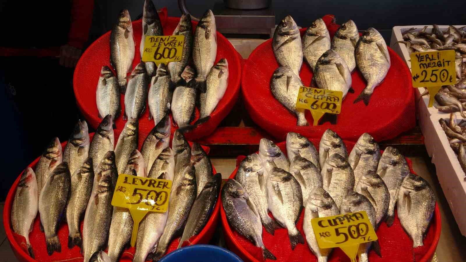 Denizlerde Yasak Başladı, Tezgâhlar O Balığa Kaldı! Kilosu 300 Tl...s