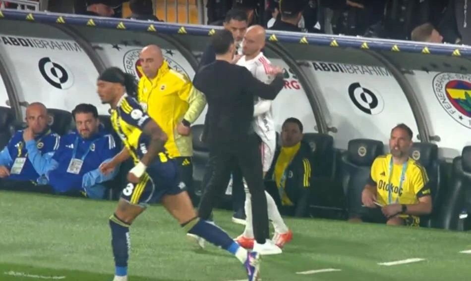 Fenerbahçe Beşiktaş Maçı Tartışmalı Pozisyonları Penaltı Kararı Doğru Mu (13)