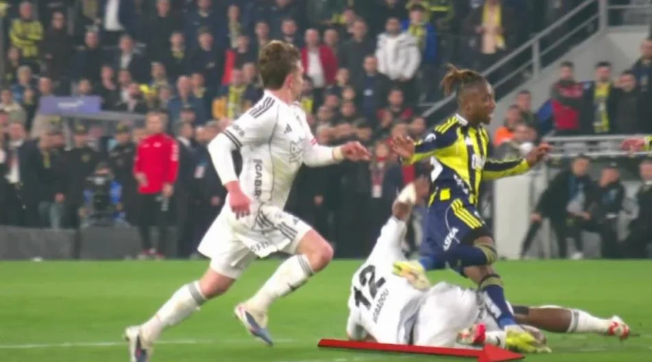 Fenerbahçe Beşiktaş Maçı Tartışmalı Pozisyonları Penaltı Kararı Doğru Mu (24)