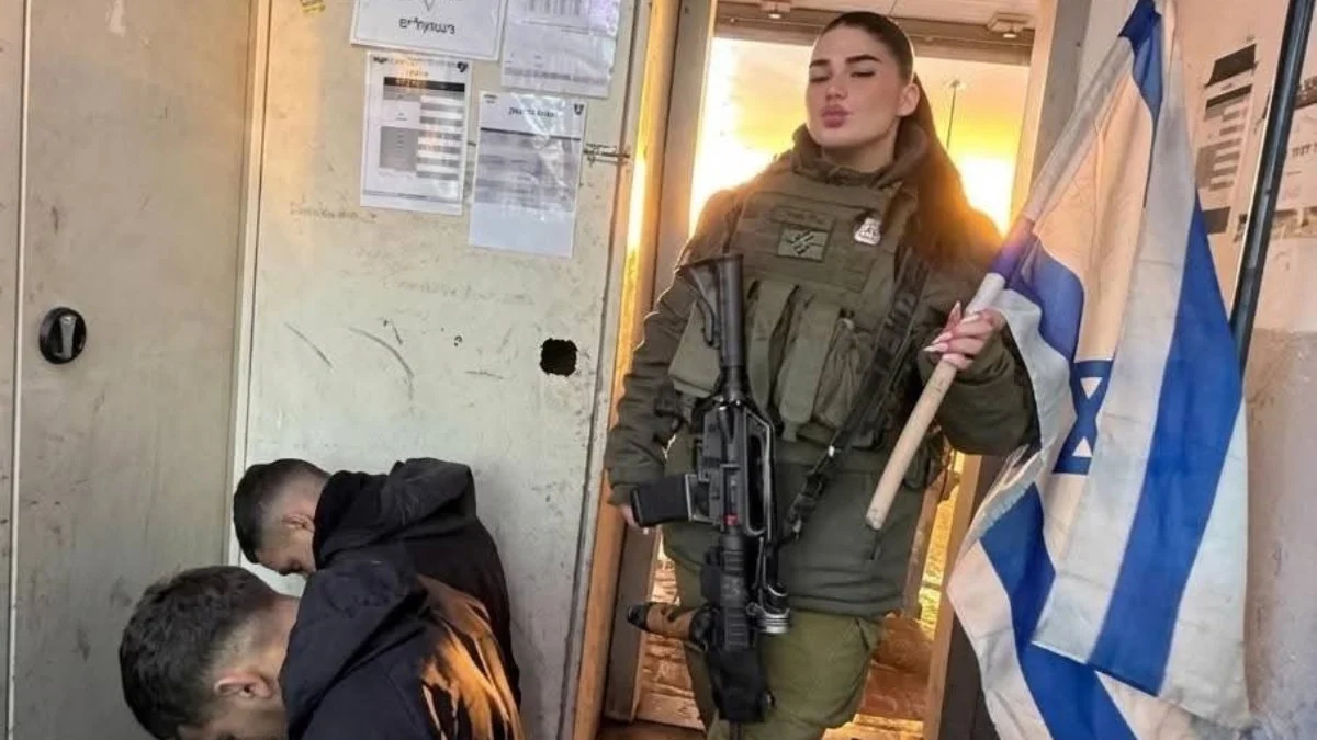 İlahi Adalet Gecikmedi Filistinli Çocuklarla Dalga Geçen Siyonist Askerin Sonu Ibretlik Oldu!Q